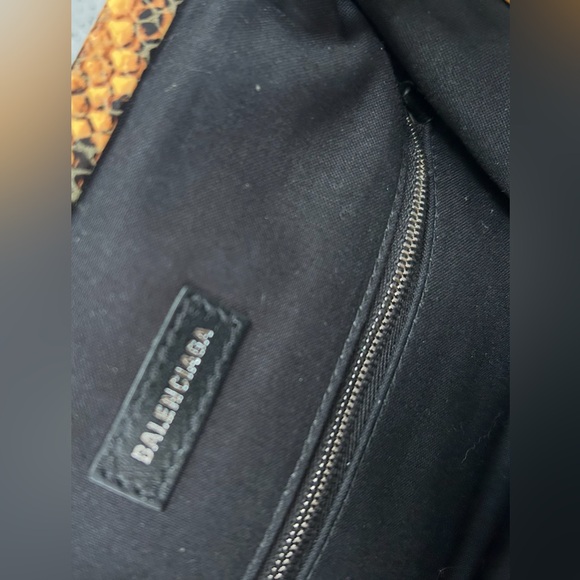 Balenciaga Snake Print Clutch - - Picture 13 of 13